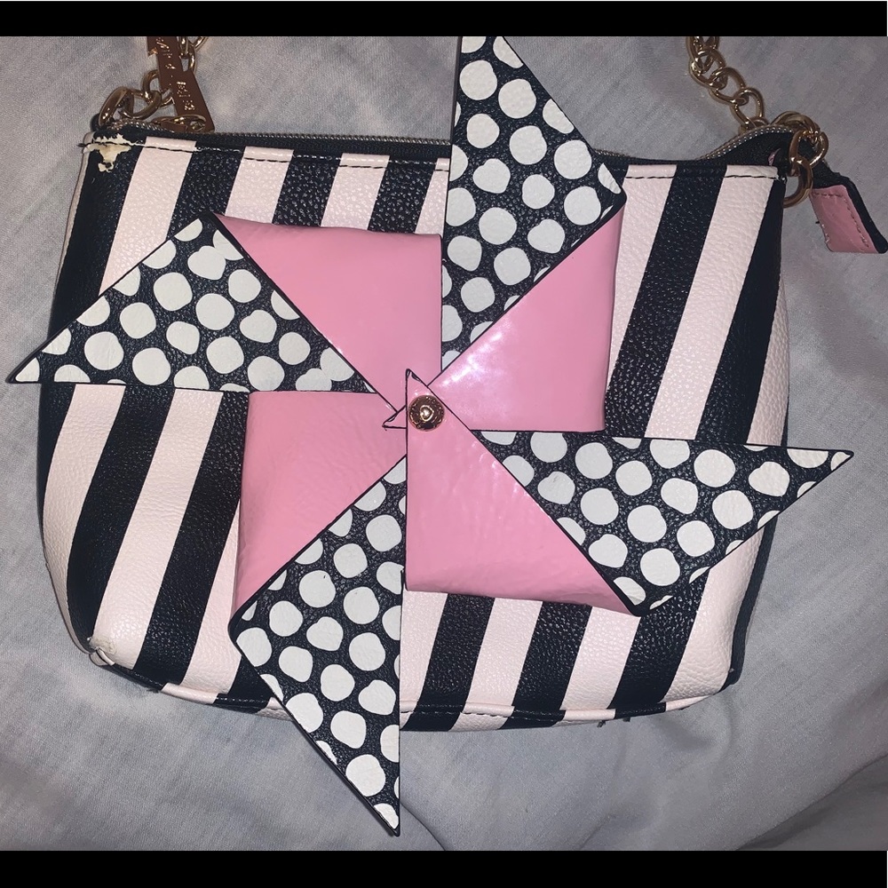 Betsey Johnson cross body bag